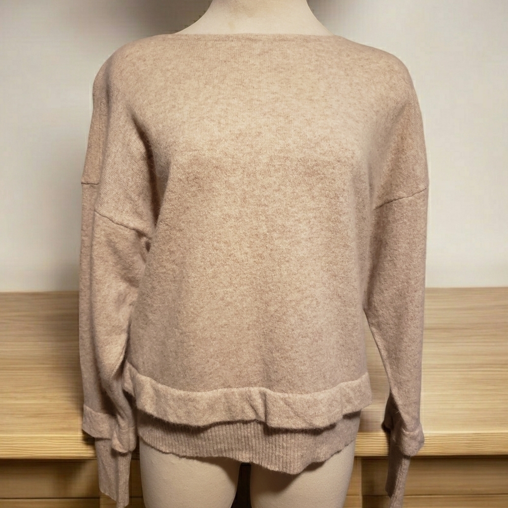 Click Point Tommy Hilfiger Sweater Womens S Tan Angora Lambswool Boxy Pullover